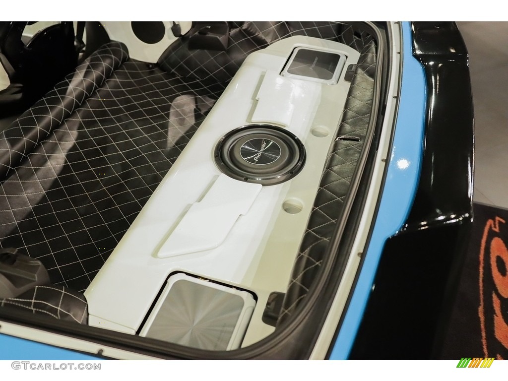 2005 Corvette Coupe - Arctic White / Ebony photo #29