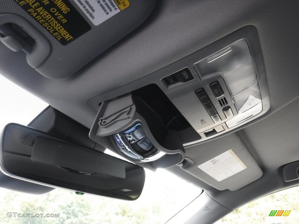 2019 Highlander XLE AWD - Predawn Gray Mica / Black photo #7