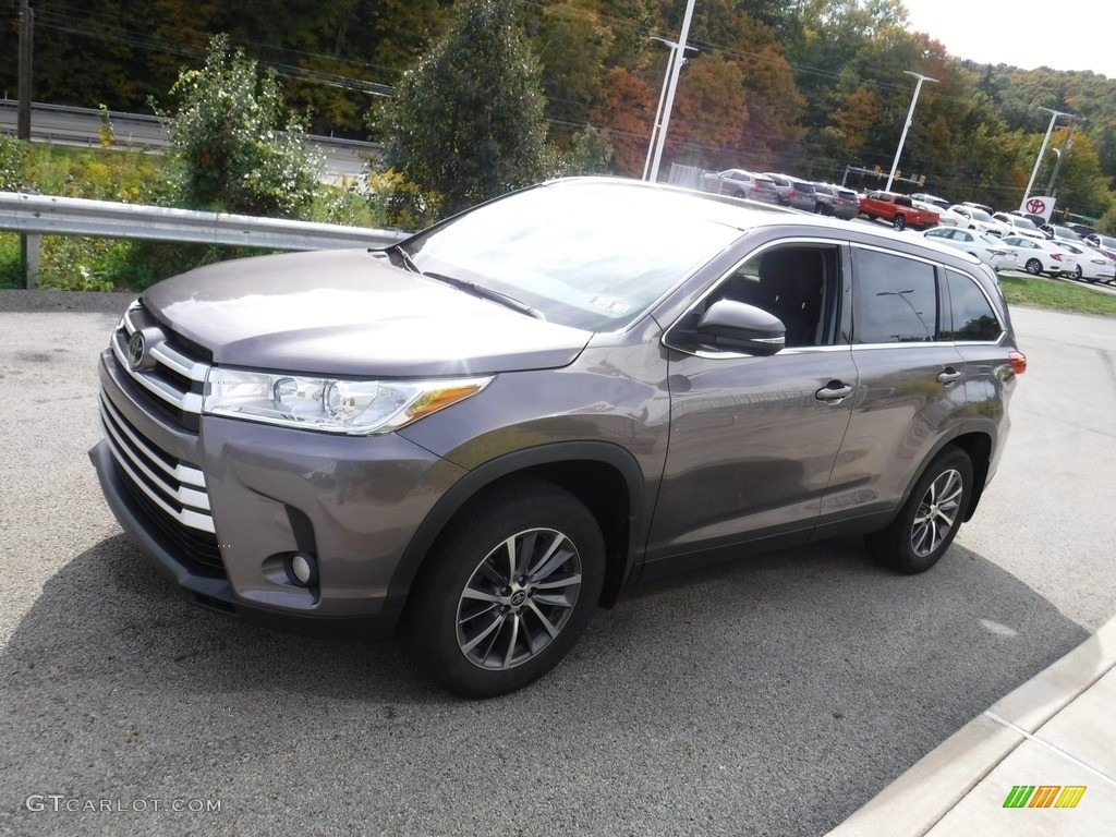 2019 Highlander XLE AWD - Predawn Gray Mica / Black photo #12