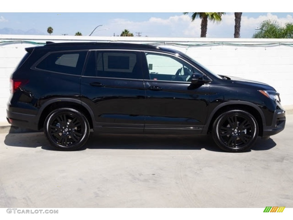 Crystal Black Pearl 2022 Honda Pilot Black Edition AWD Exterior Photo #144990084