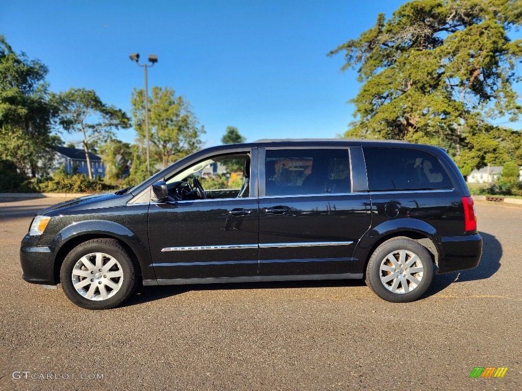 2015 Town & Country Touring - Brilliant Black Crystal Pearl / Black/Light Graystone photo #4