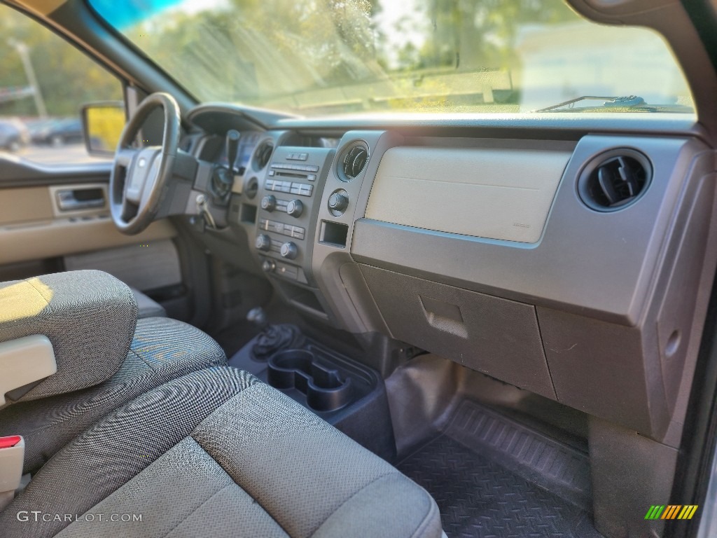 2010 F150 STX SuperCab 4x4 - Ingot Silver Metallic / Medium Stone photo #12