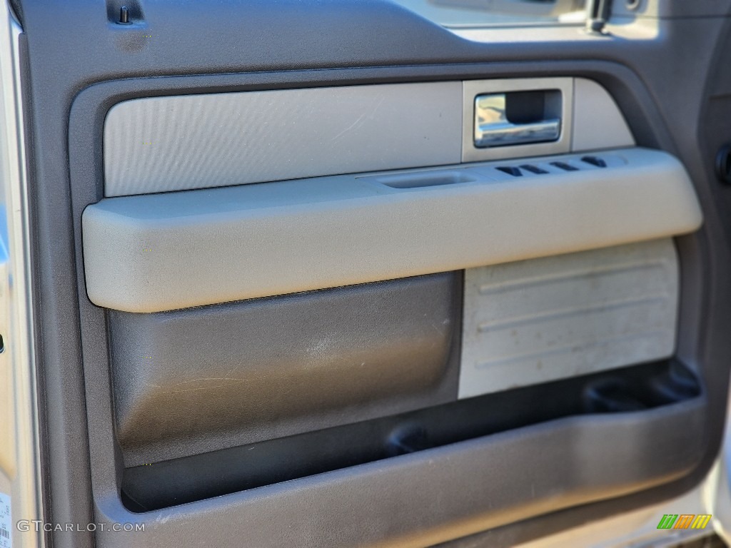 2010 F150 STX SuperCab 4x4 - Ingot Silver Metallic / Medium Stone photo #22