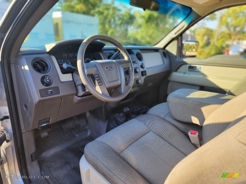 2010 F150 STX SuperCab 4x4 - Ingot Silver Metallic / Medium Stone photo #23