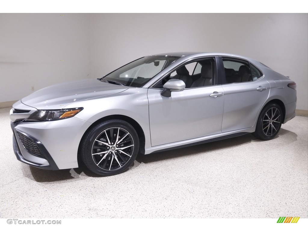 2022 Toyota Camry SE AWD Exterior Photos