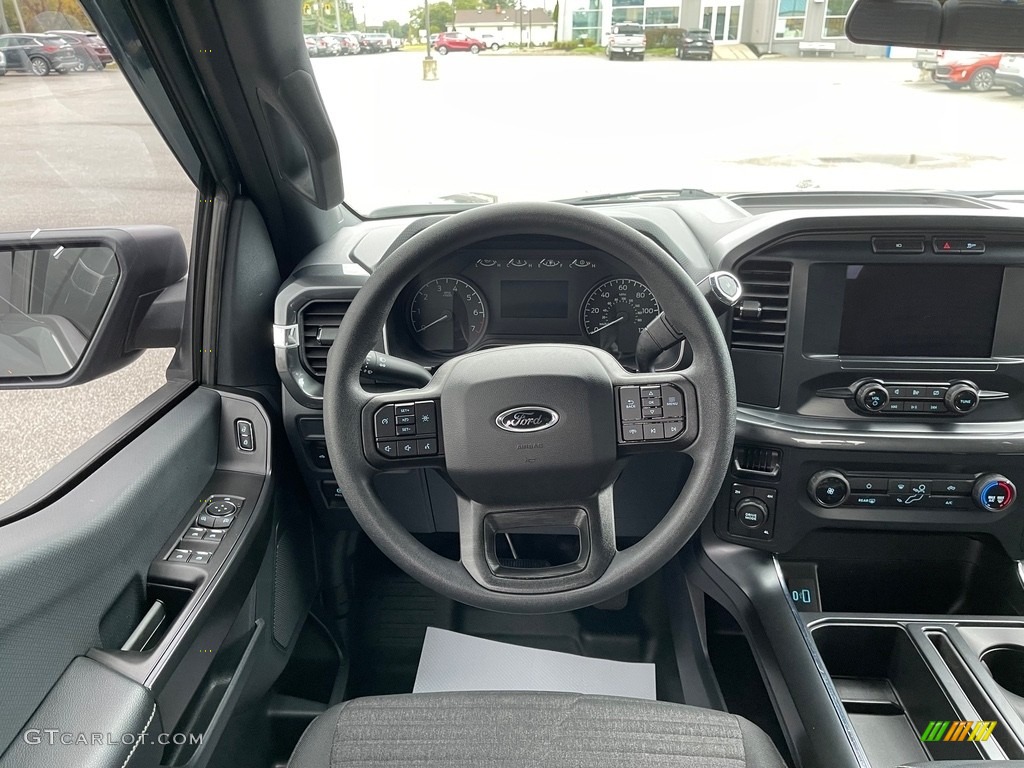 2022 Ford F150 XL SuperCrew 4x4 Black Steering Wheel Photo #144994878