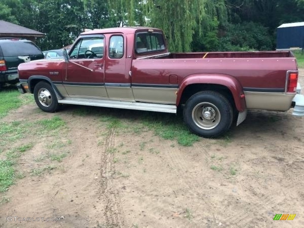 Dark Copper Pearl Metallic 1993 Dodge Ram Truck D350 Extended Cab Dually Exterior Photo #144995264