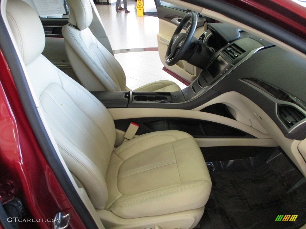 2015 Lincoln MKZ AWD Front Seat Photo #144995951