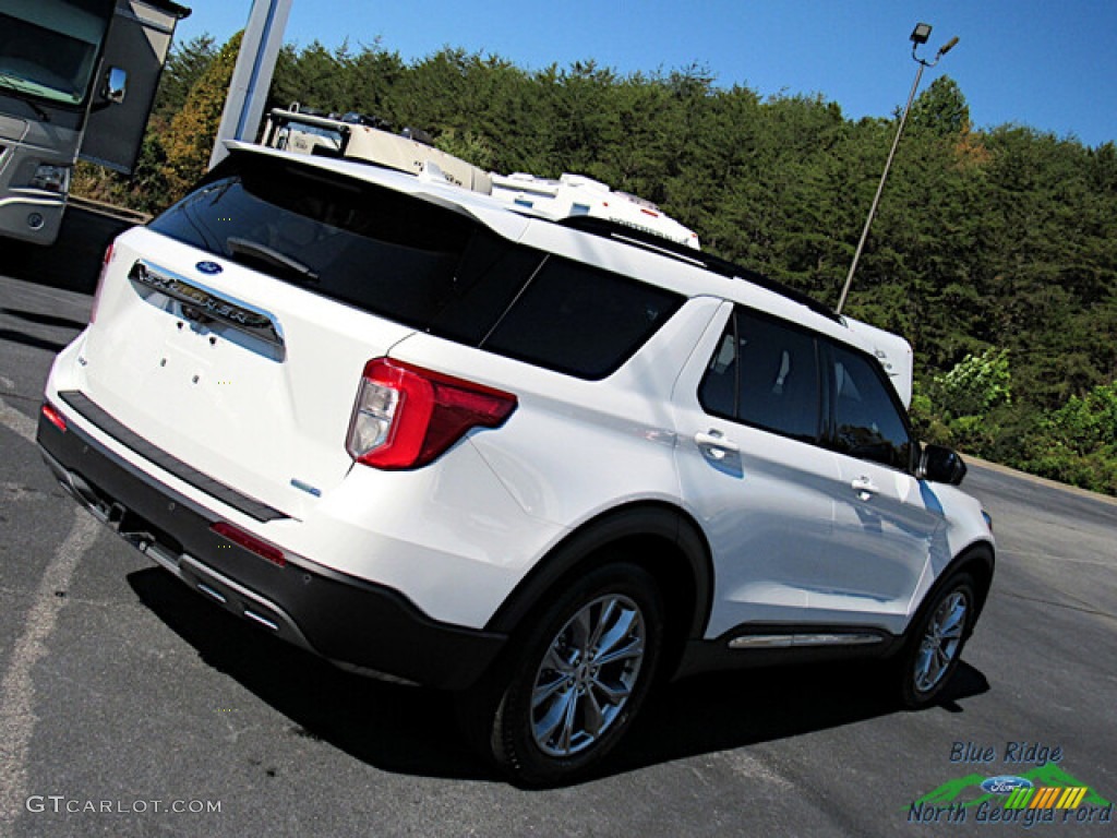 2020 Explorer XLT 4WD - Star White Metallic Tri-Coat / Sandstone photo #31