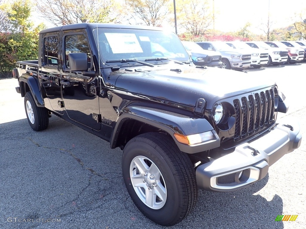 Black 2023 Jeep Gladiator Sport 4x4 Exterior Photo #144998319
