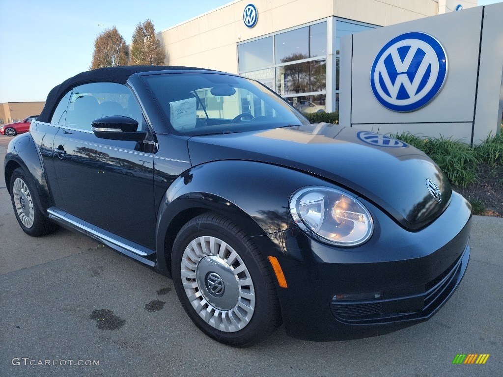 2014 Beetle 2.5L Convertible - Black / Titan Black photo #1