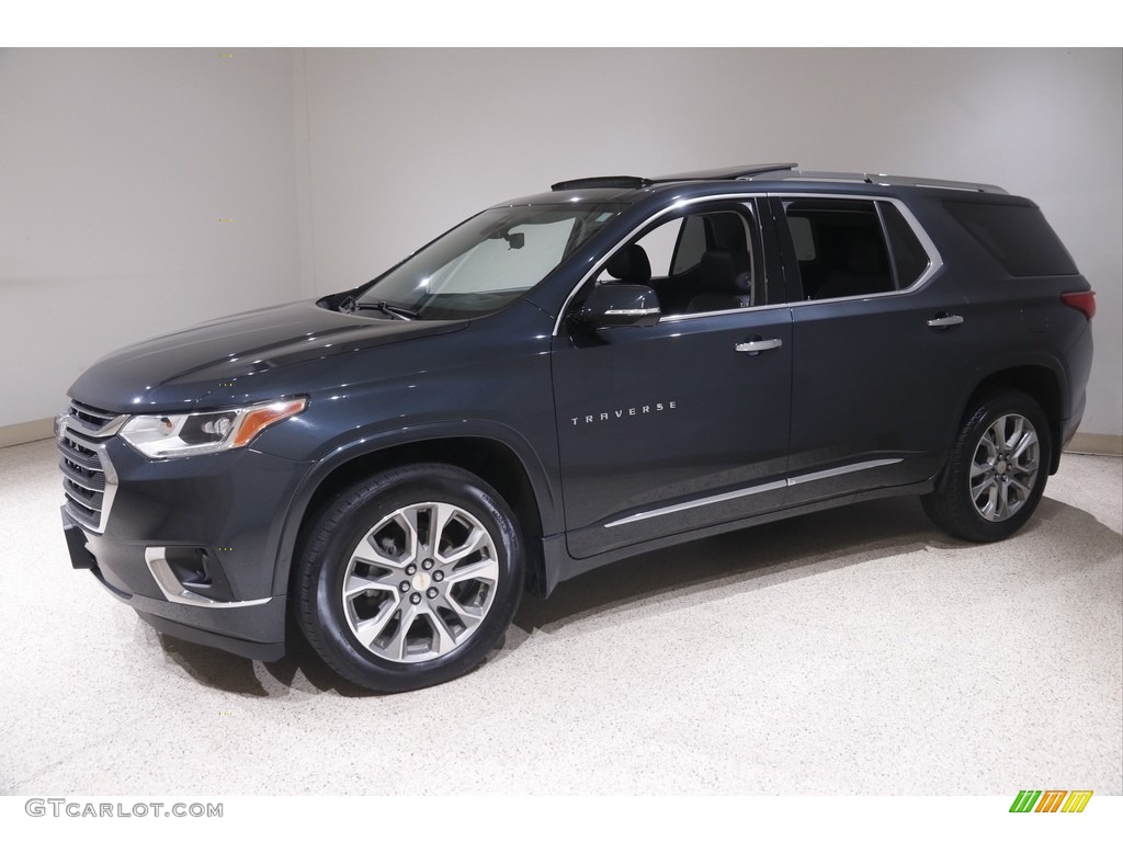 2020 Traverse Premier - Graphite Metallic / Jet Black photo #3