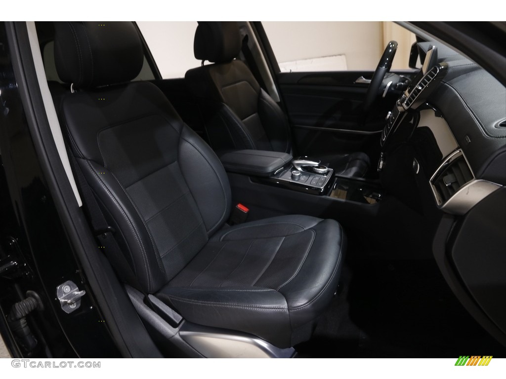2018 GLS 550 4Matic - Black / Black photo #17
