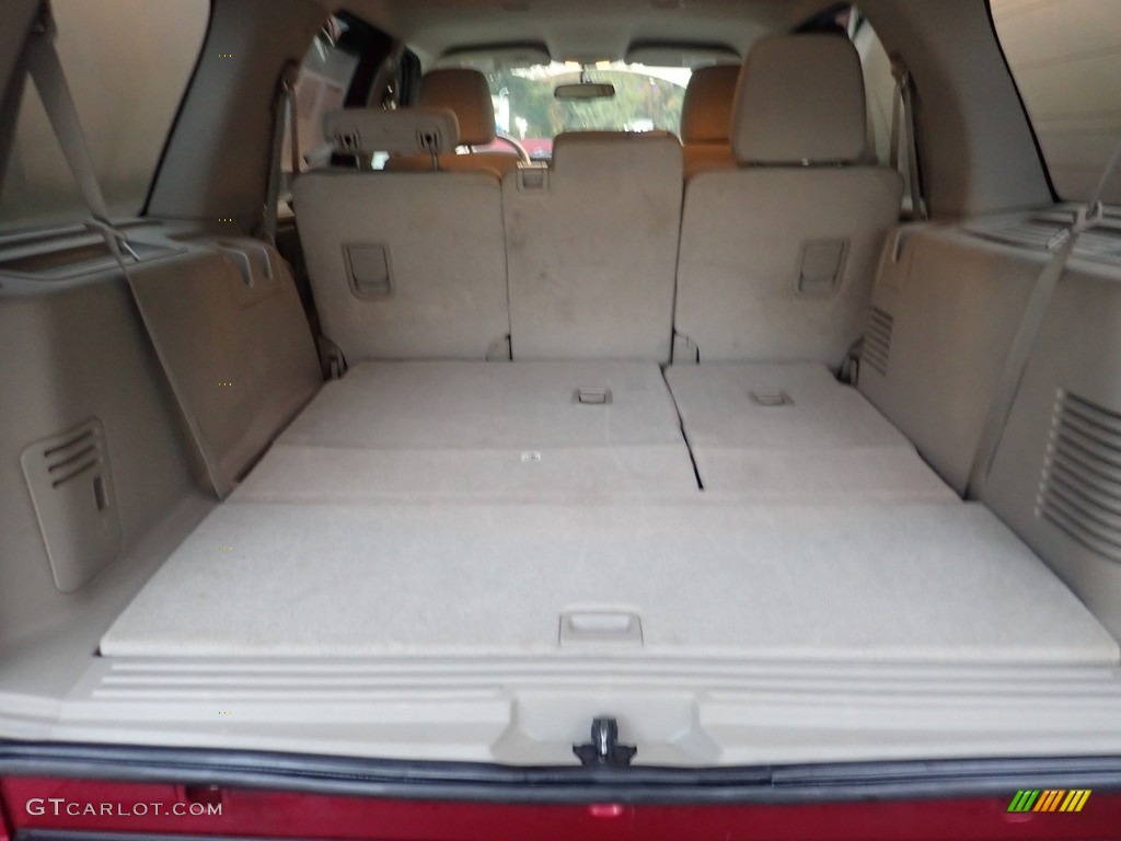 2014 Ford Expedition XLT 4x4 Trunk Photos