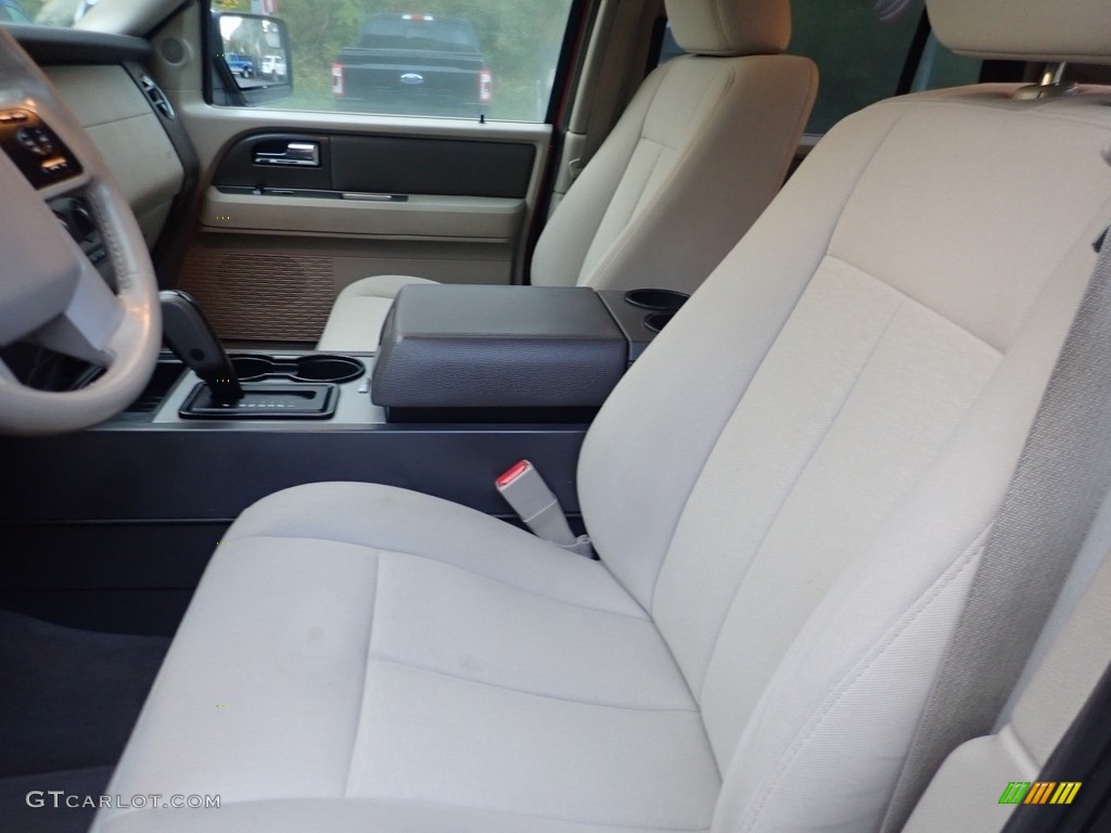 2014 Ford Expedition XLT 4x4 Front Seat Photo #145003412