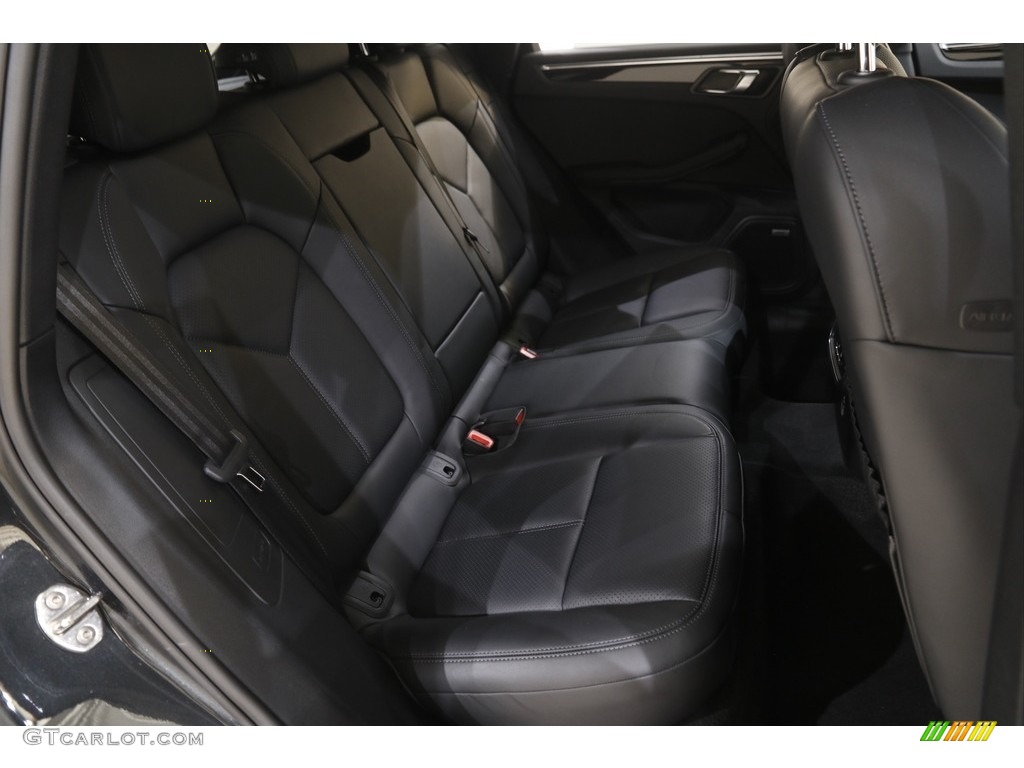 2020 Macan  - Volcano Grey Metallic / Black photo #21