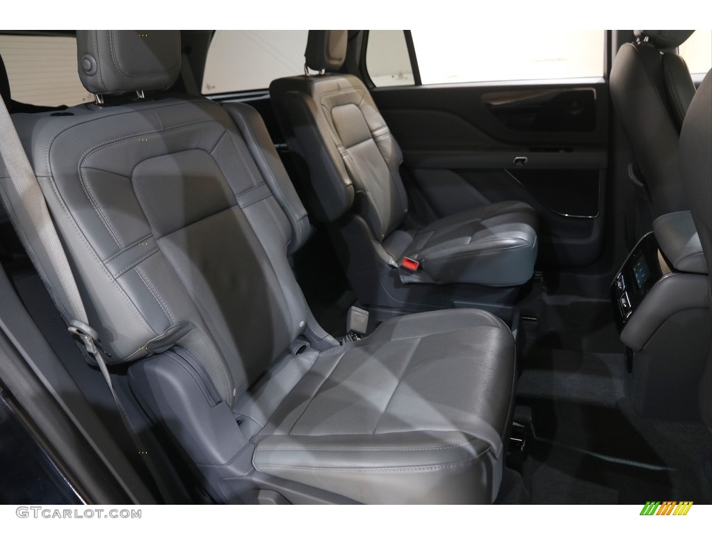 2020 Aviator Reserve AWD - Infinite Black / Slate Gray photo #18