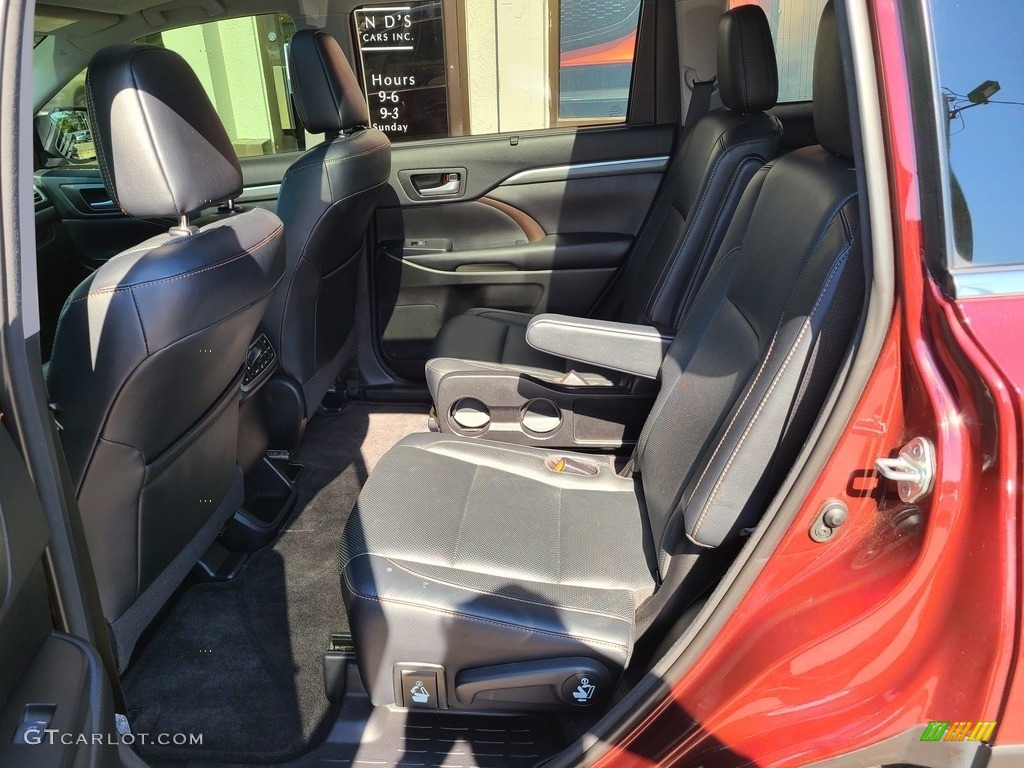 2018 Highlander Limited AWD - Ooh La La Rouge Mica / Black photo #42