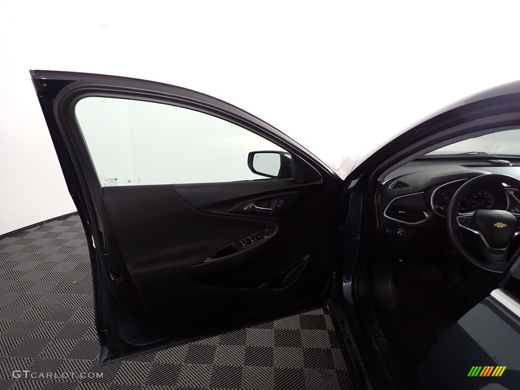 2019 Malibu LS - Shadow Gray Metallic / Jet Black photo #11