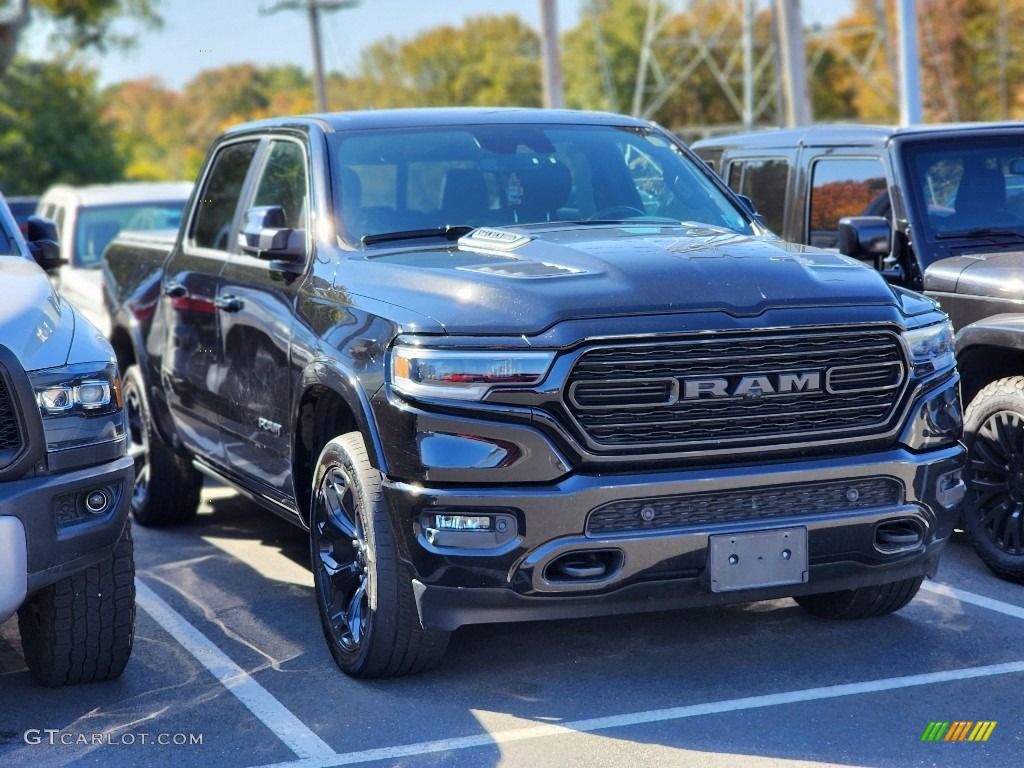 2020 1500 Limited Crew Cab 4x4 - Diamond Black Crystal Pearl / Black photo #3