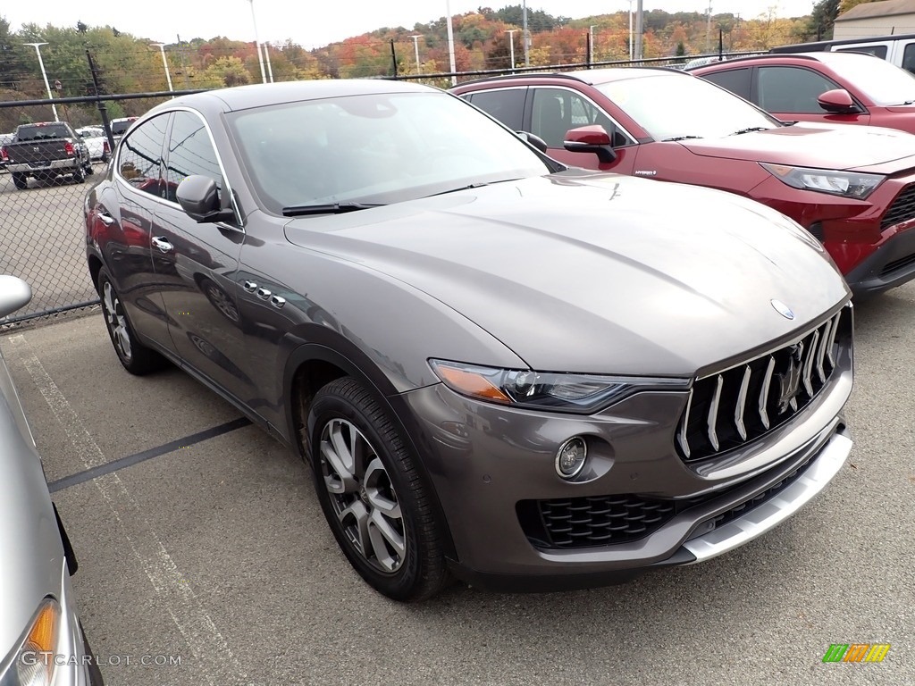 Grigio Metallic 2017 Maserati Levante AWD Exterior Photo #145011637