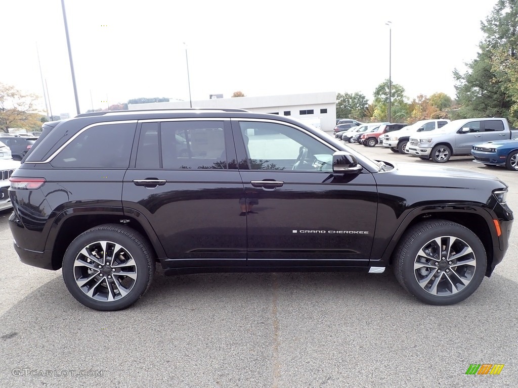 Diamond Black Crystal Pearl 2023 Jeep Grand Cherokee Overland 4x4 Exterior Photo #145011865