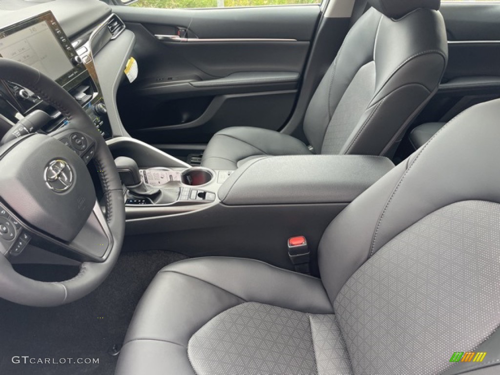 2023 Camry XSE - Celestial Silver Metallic / Black photo #4