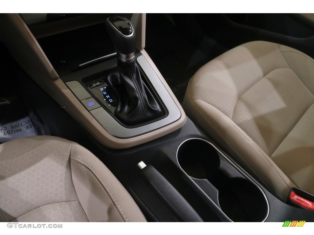 2017 Elantra SE - Red / Beige photo #12