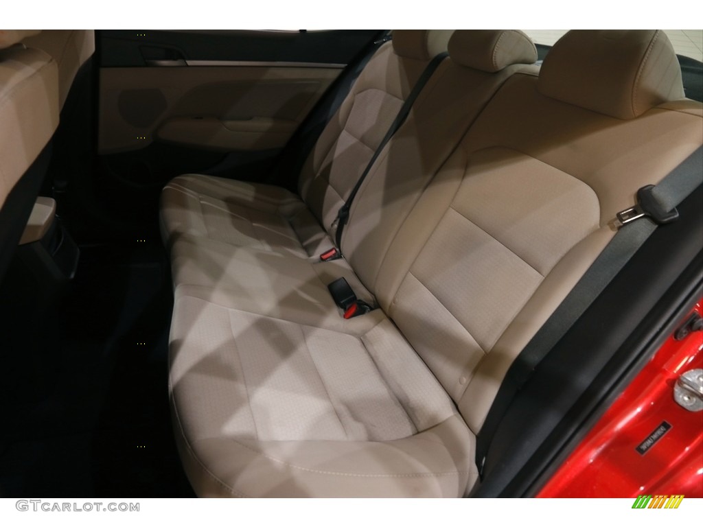 2017 Elantra SE - Red / Beige photo #16