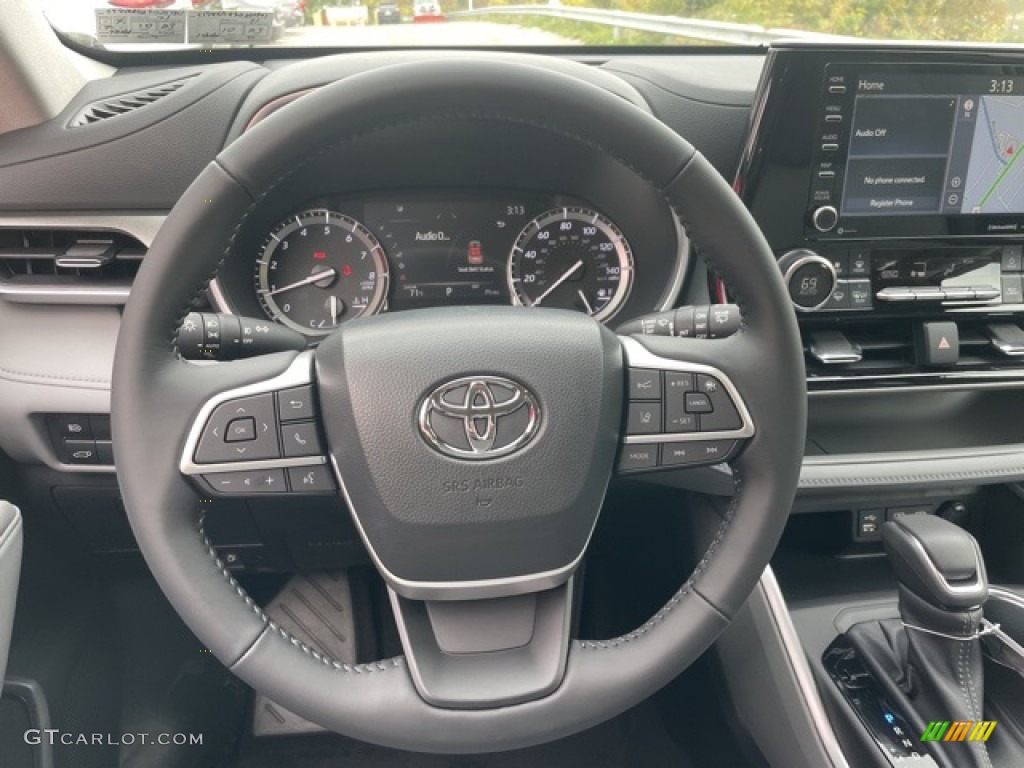 2022 Toyota Highlander XLE AWD Graphite Steering Wheel Photo #145013470