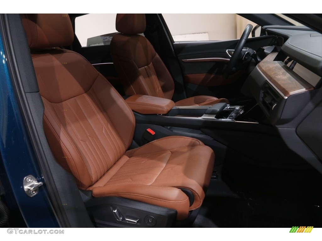 2019 Audi e-tron Prestige quattro Front Seat Photo #145013698