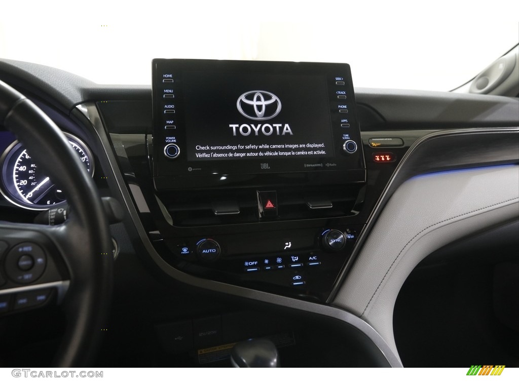 2021 Toyota Camry XLE Controls Photos