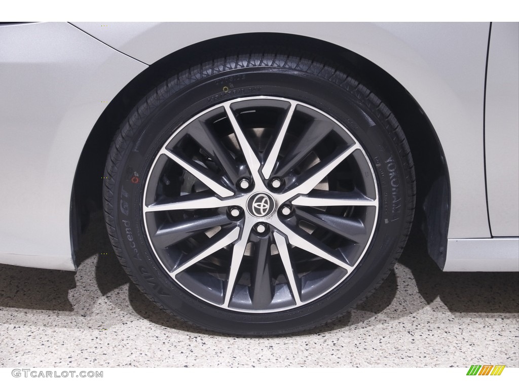 2021 Toyota Camry XLE Wheel Photos