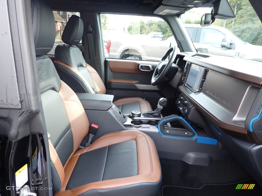 Roast/Black Onyx Interior 2022 Ford Bronco Outer Banks 4x4 4-Door Photo #145014781