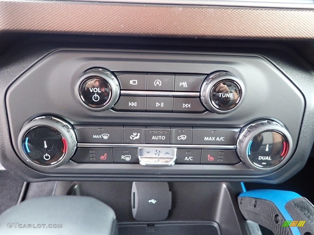 2022 Ford Bronco Outer Banks 4x4 4-Door Controls Photo #145014904