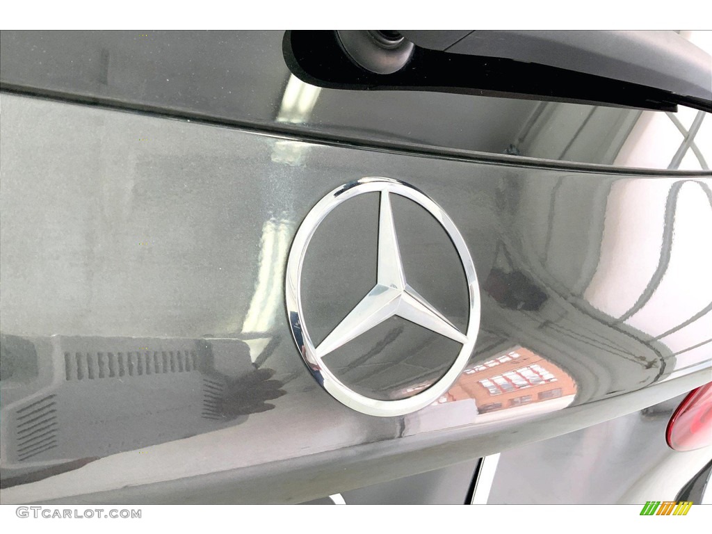 2020 GLC 300 - Graphite Grey Metallic / Black photo #7