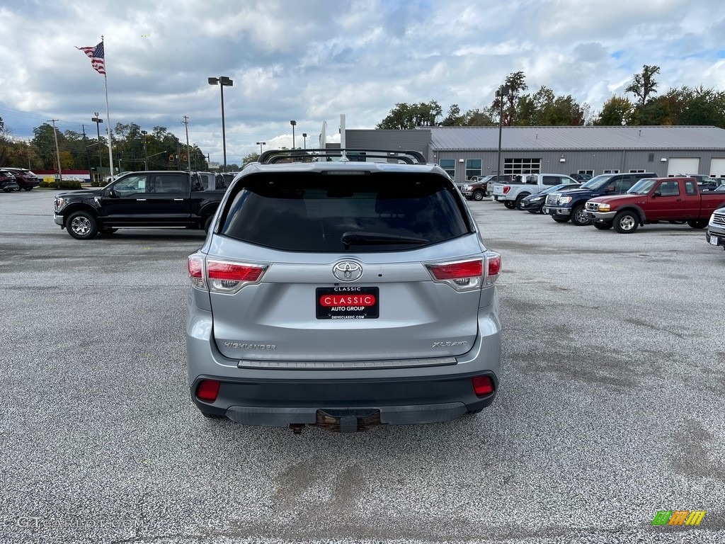 2015 Highlander XLE AWD - Silver Sky Metallic / Ash photo #6