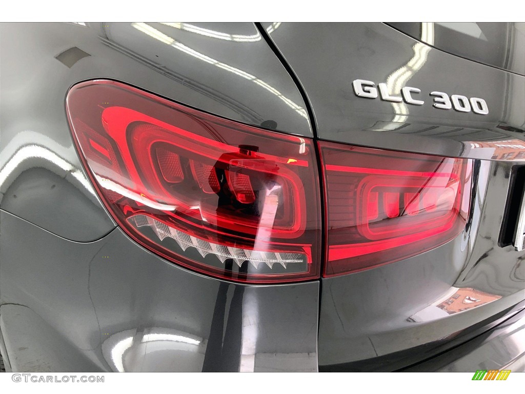 2020 GLC 300 - Graphite Grey Metallic / Black photo #29