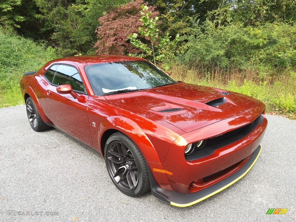 Sinamon Stick 2022 Dodge Challenger R/T Scat Pack Widebody Exterior Photo #145018822