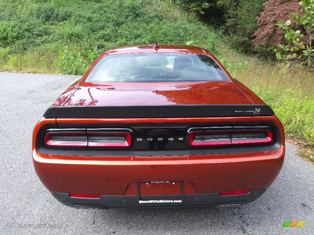 2022 Challenger R/T Scat Pack Widebody - Sinamon Stick / Black photo #7