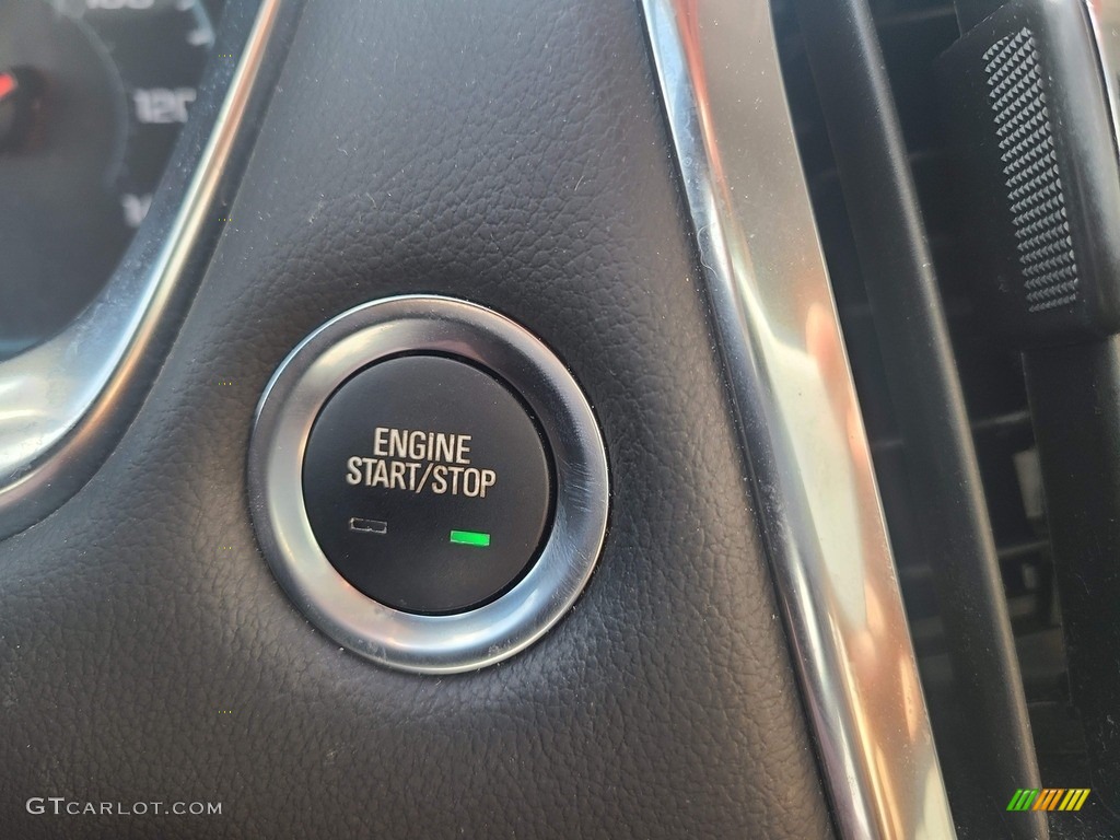 2020 Traverse LT - Graphite Metallic / Jet Black photo #17