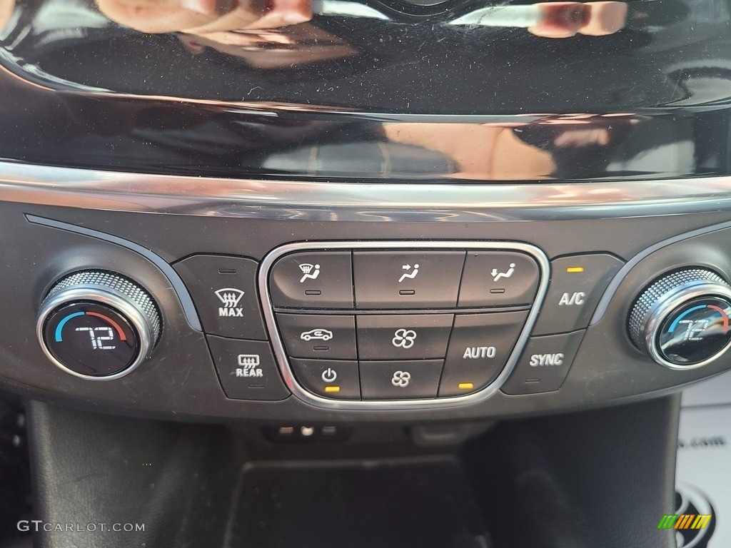 2020 Traverse LT - Graphite Metallic / Jet Black photo #23