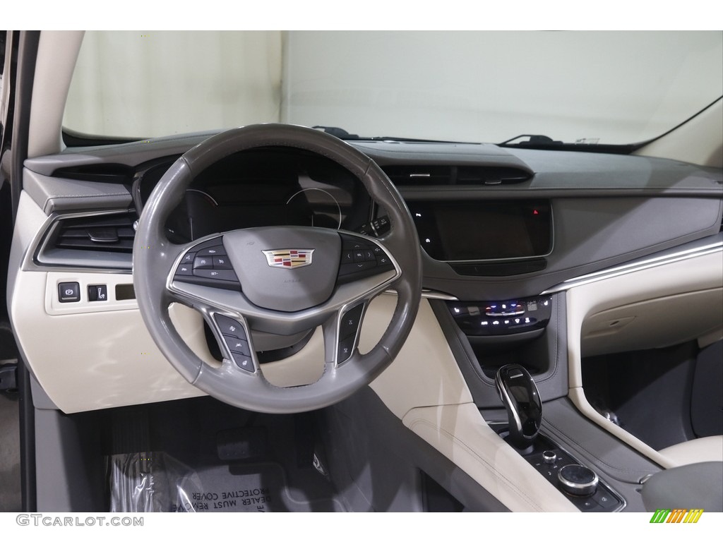 2021 Cadillac XT5 Premium Luxury AWD Cirrus/Dark Titanium Dashboard Photo #145021045