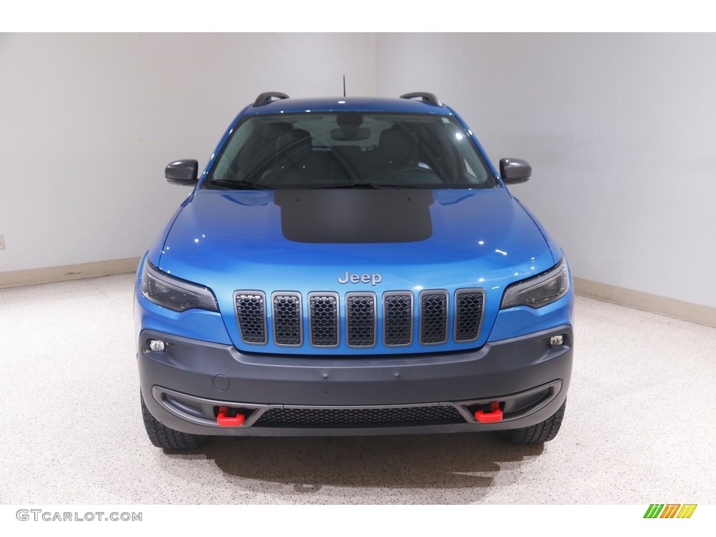 2020 Cherokee Trailhawk 4x4 - Hydro Blue Pearl / Black photo #2