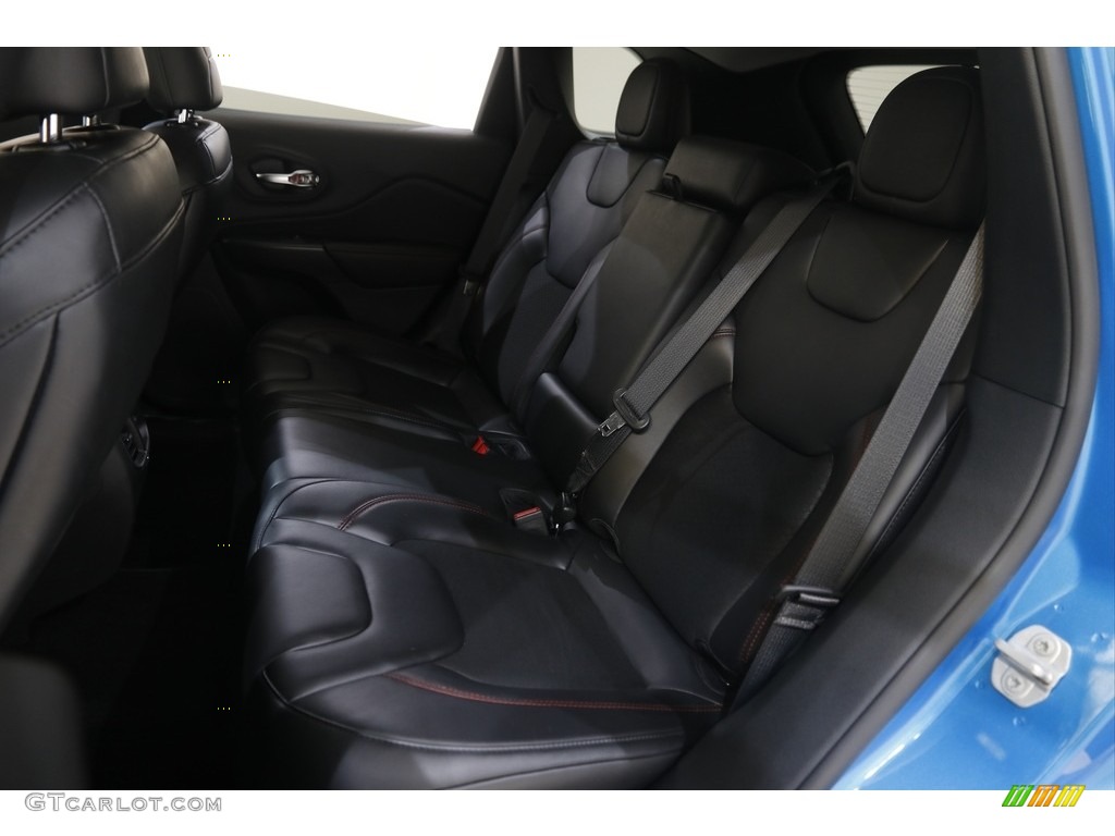2020 Cherokee Trailhawk 4x4 - Hydro Blue Pearl / Black photo #19
