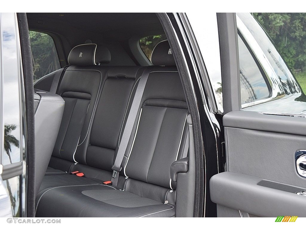 2020 Rolls-Royce Cullinan Standard Cullinan Model Rear Seat Photos