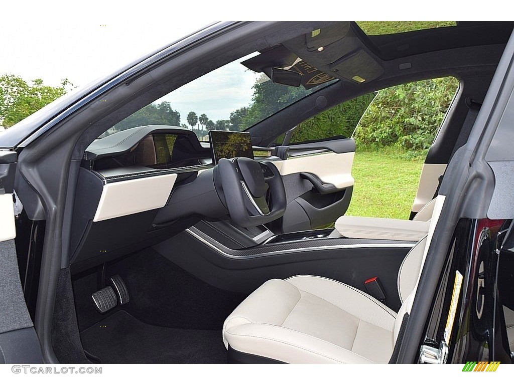 2021 Tesla Model S Plaid AWD Front Seat Photo #145023119