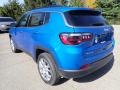 Laser Blue Pearl - Compass Latitude Lux 4x4 Photo No. 3