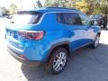 Laser Blue Pearl - Compass Latitude Lux 4x4 Photo No. 5