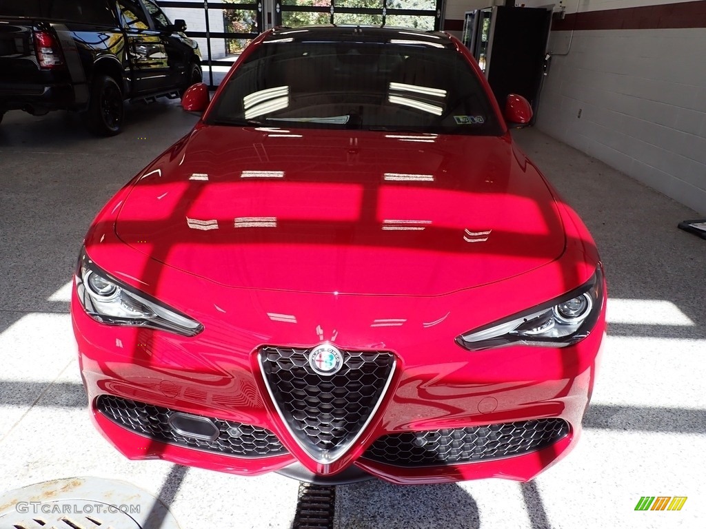 2023 Giulia Sprint - Alfa Rosso (Red) / Black/Tan photo #7